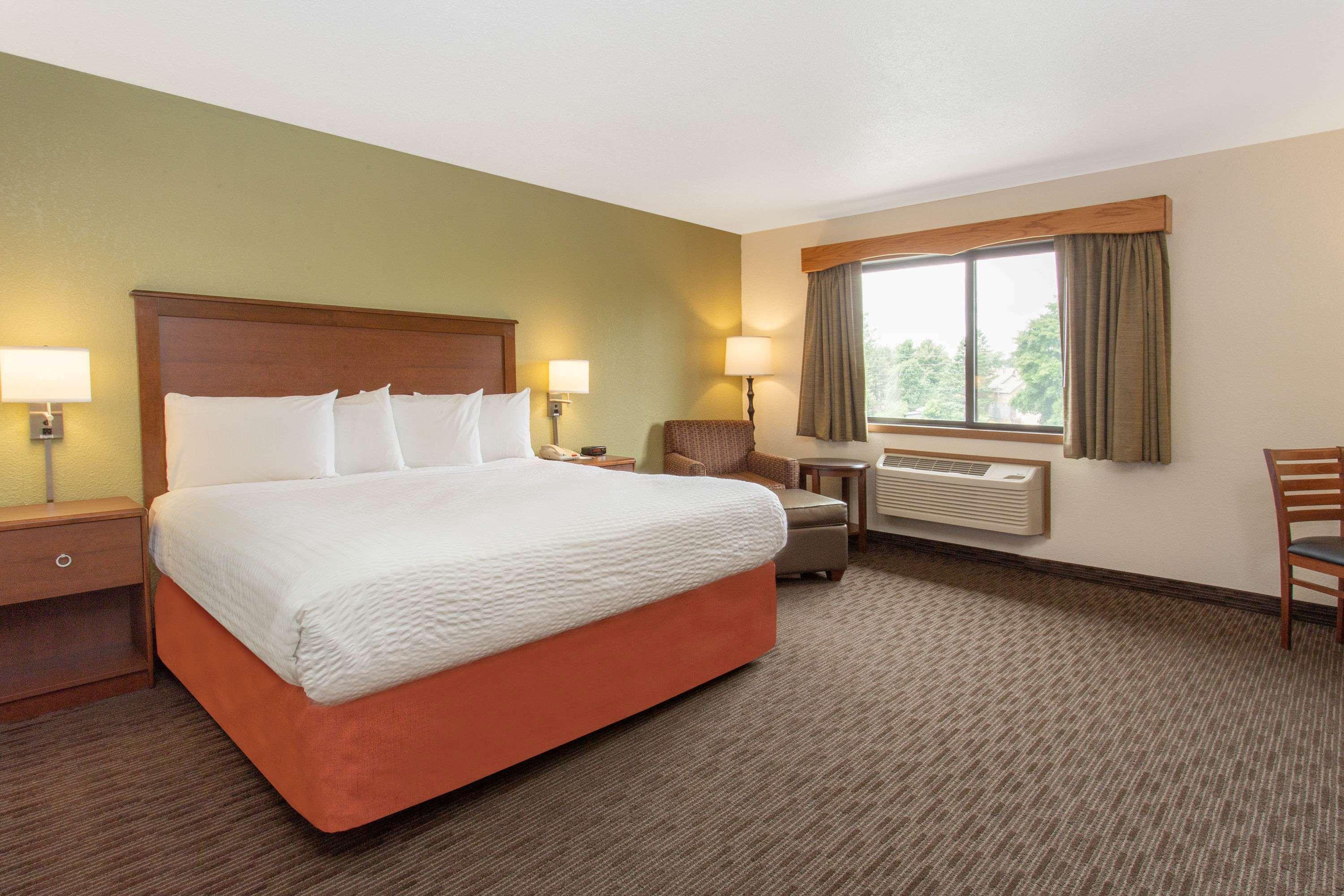 Americinn By Wyndham Calumet Extérieur photo
