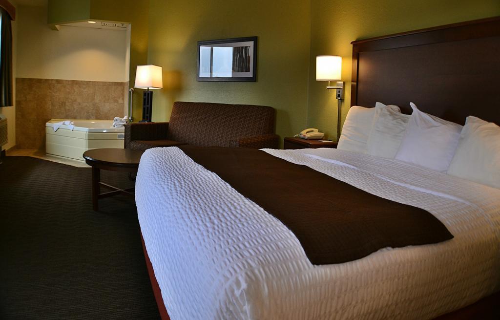 Americinn By Wyndham Calumet Extérieur photo